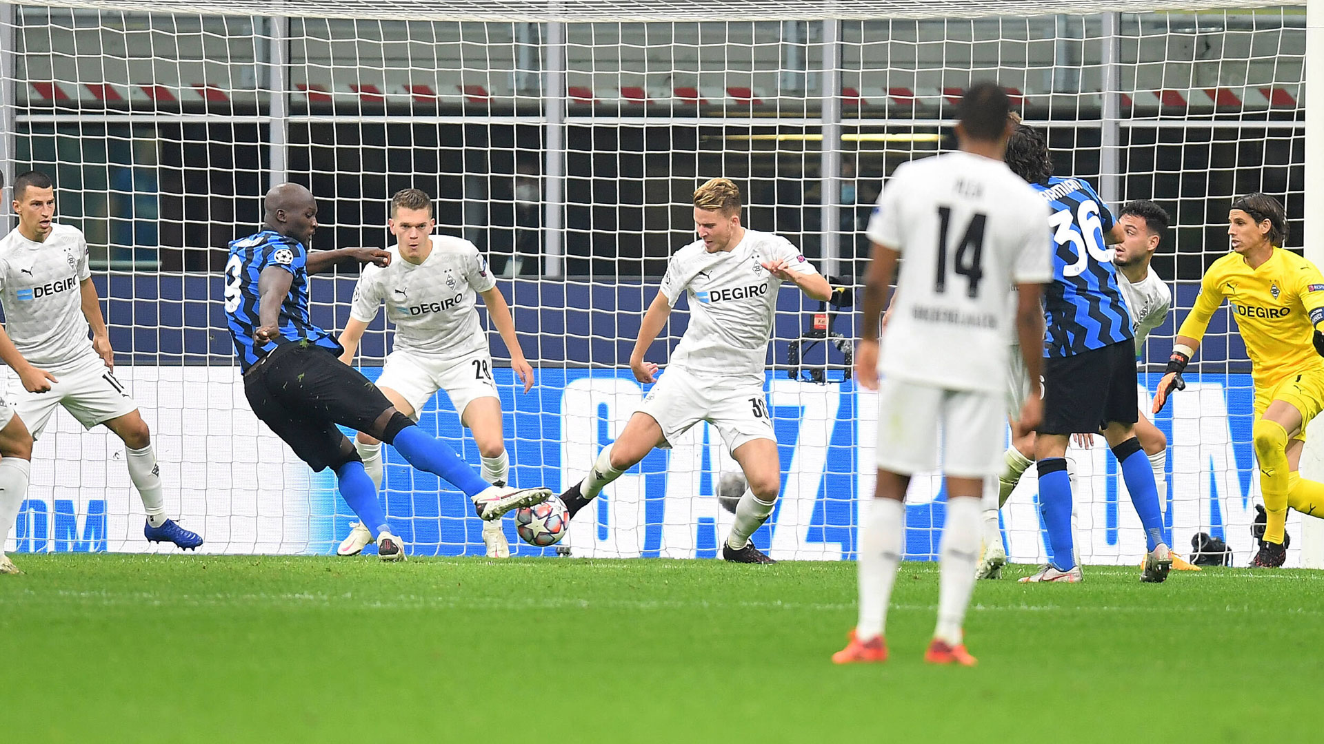 ONLY GERMANY Romelu Lukaku Inter Mailand Borussia Mönchengladbach Champions League 21102020