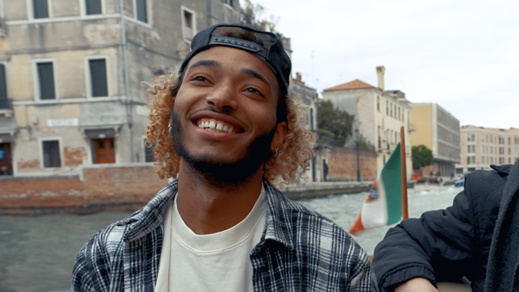 Culture con Busio è disponibile sull'App di DAZN