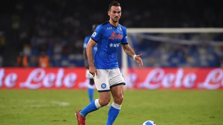 Fabian Ruiz del Napoli palla al piede