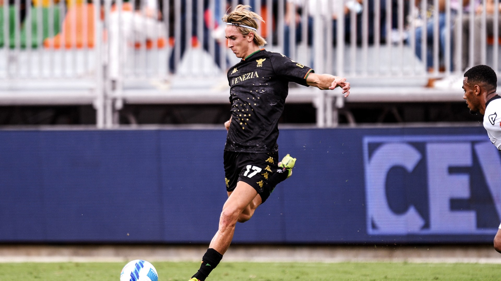 2021-09-19- Dennis Johnsen-Venezia