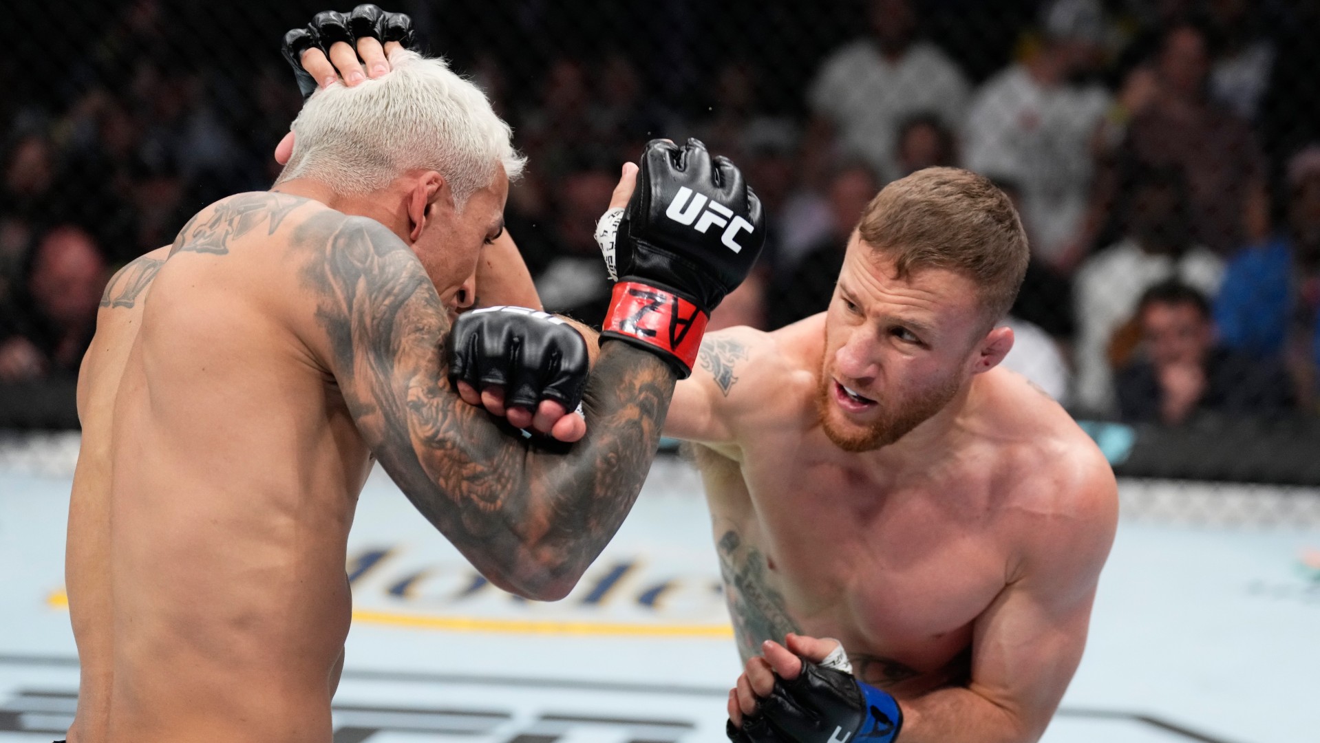 UFC combattimento Oliveira vs Gaethje