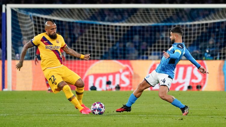 ONLY GERMANY SSC Neapel vs. FC Barcelona Vidal Insigne 25022020
