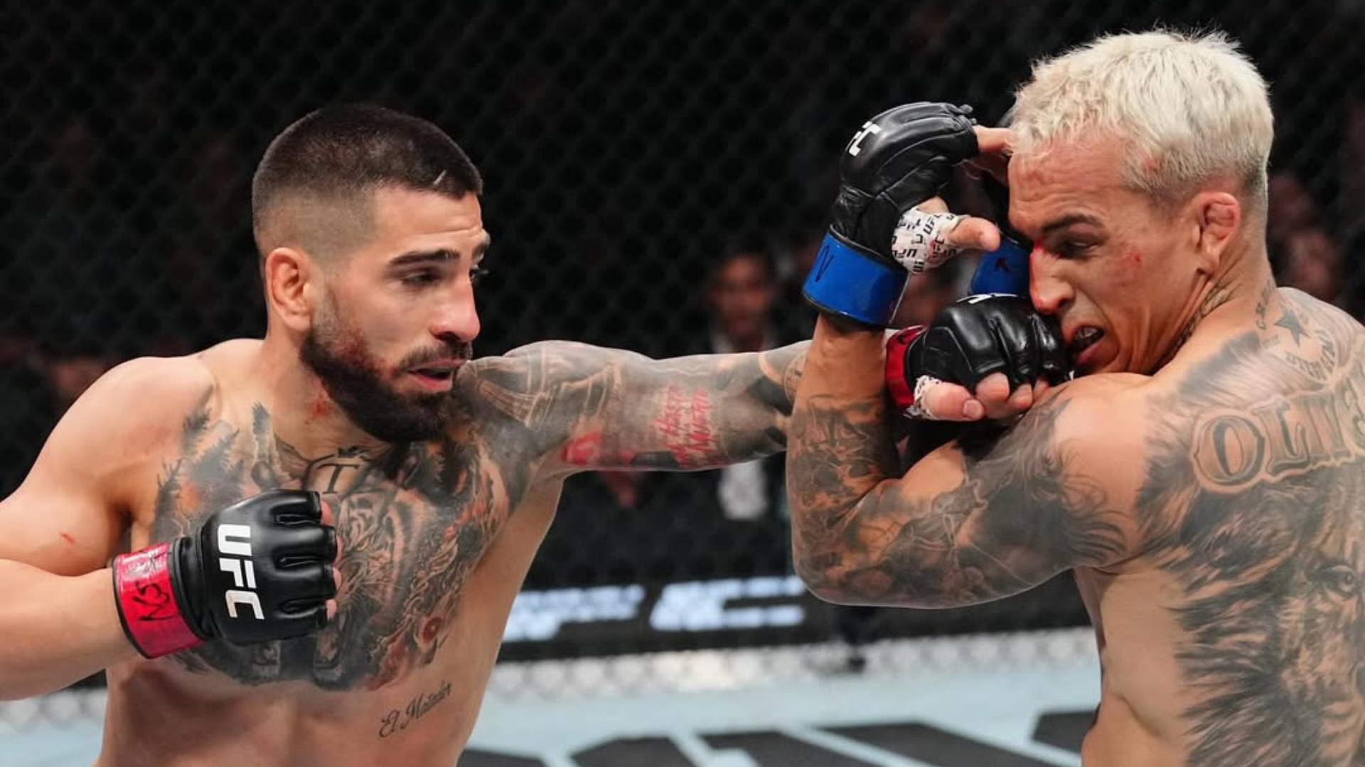 Ilia Topuria vs Charles Oliveira