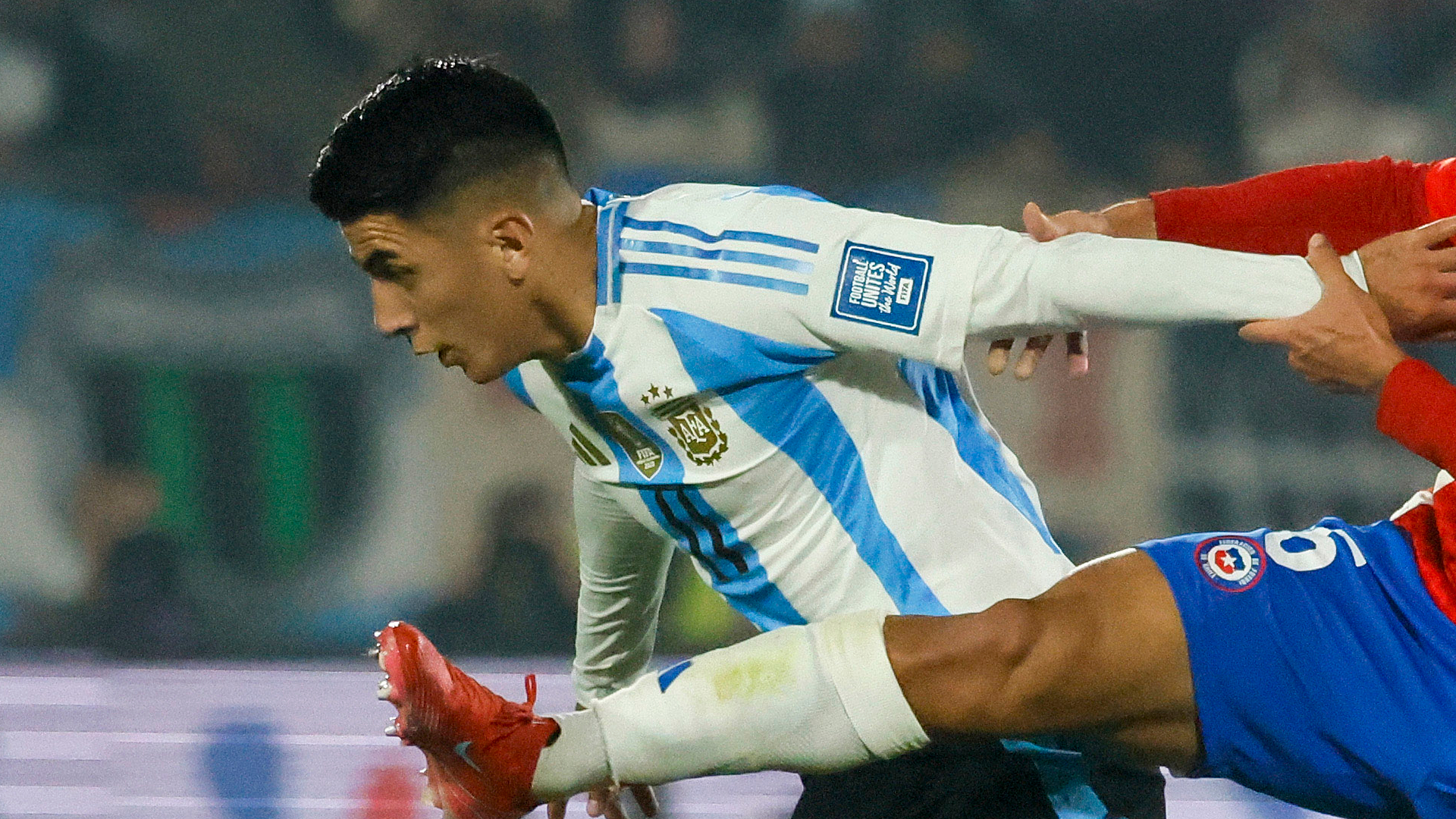 Almada con Argentina