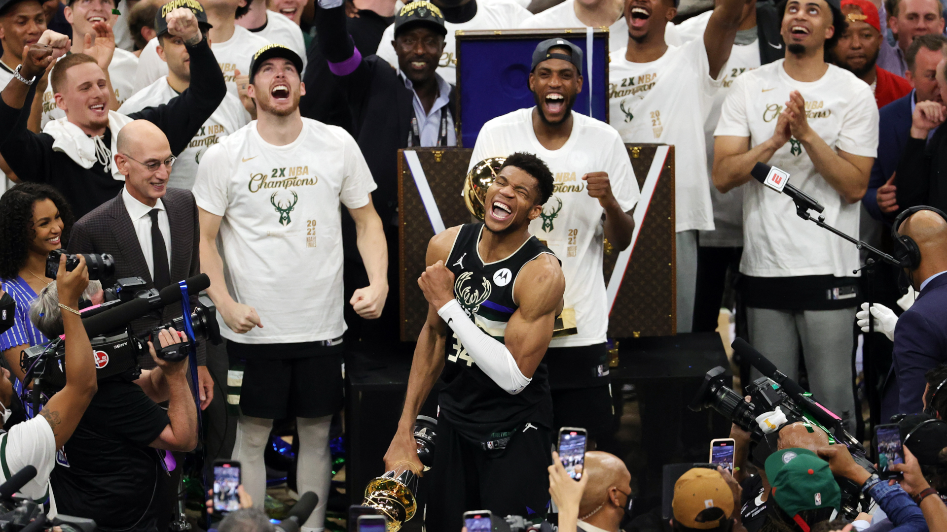 Giannis Antetokounmpo NBA Championship Milwaukee Bucks 20072021