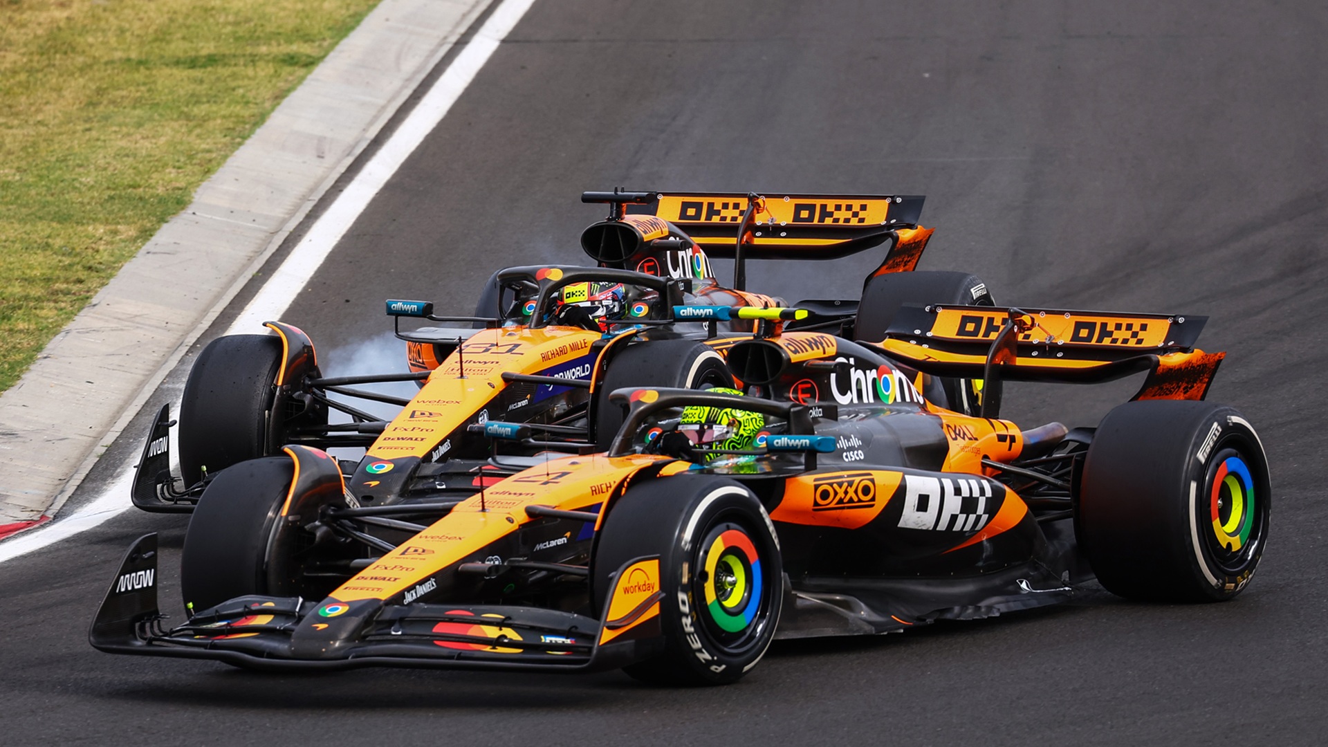 2025-08-03 Norris Piastri McLaren F1 Formula 1