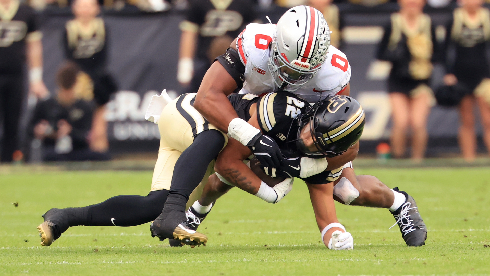 Insider da NFL revela qual linebacker vai 
