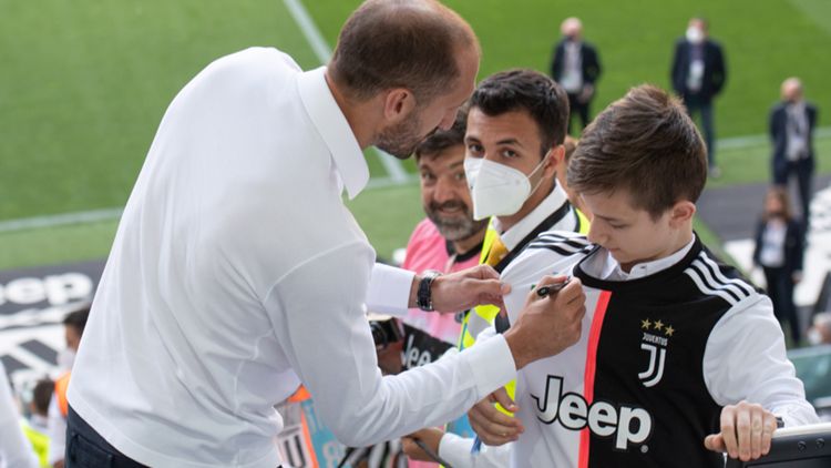Chiellini autografi