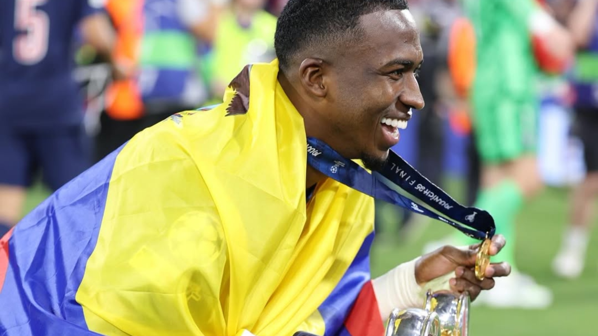 Willian Pacho PSG