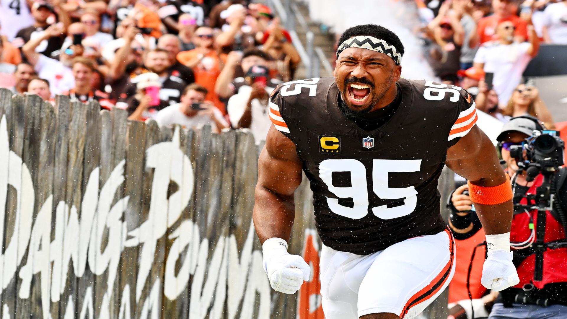 Myles Garrett #95 of the Cleveland Browns runs onto the field before the game against the New York Giants