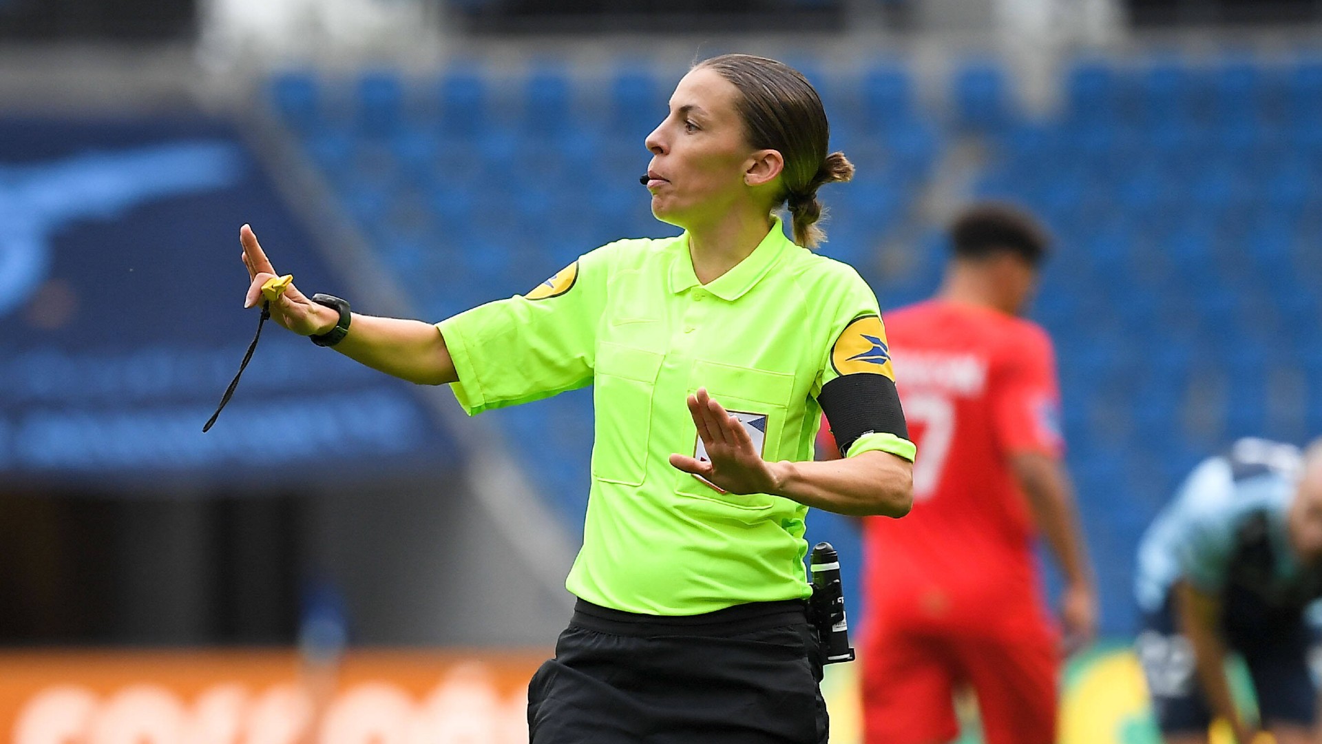 Stephanie Frappart Juve 21112020