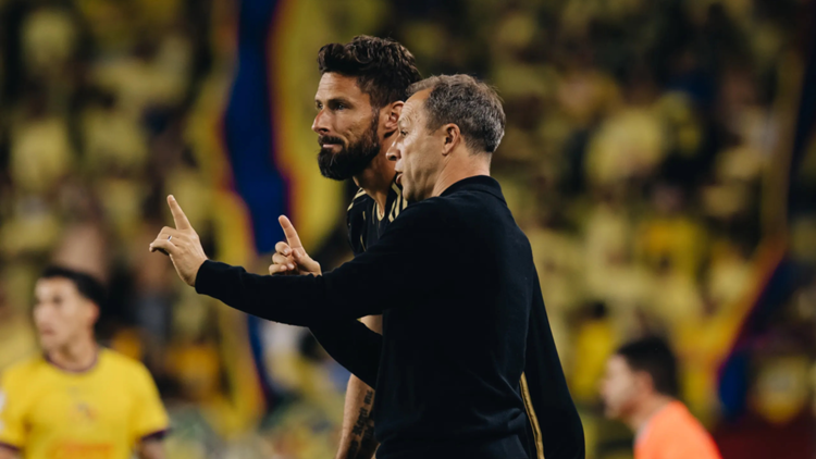 CHERUNDOLO COACH LAFC