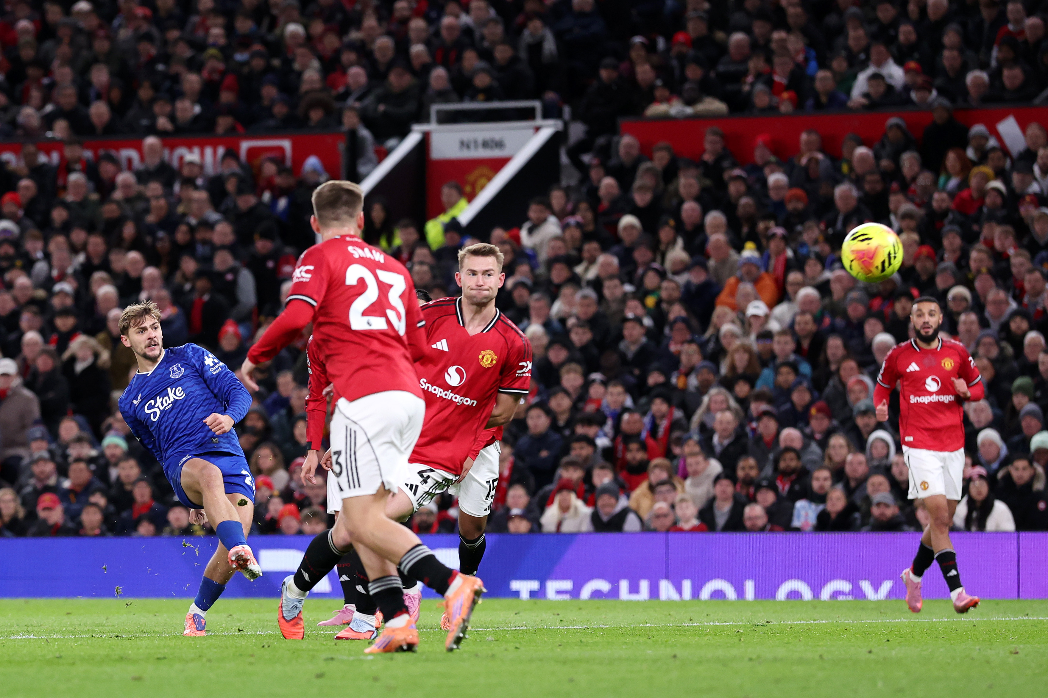 Everton goal
