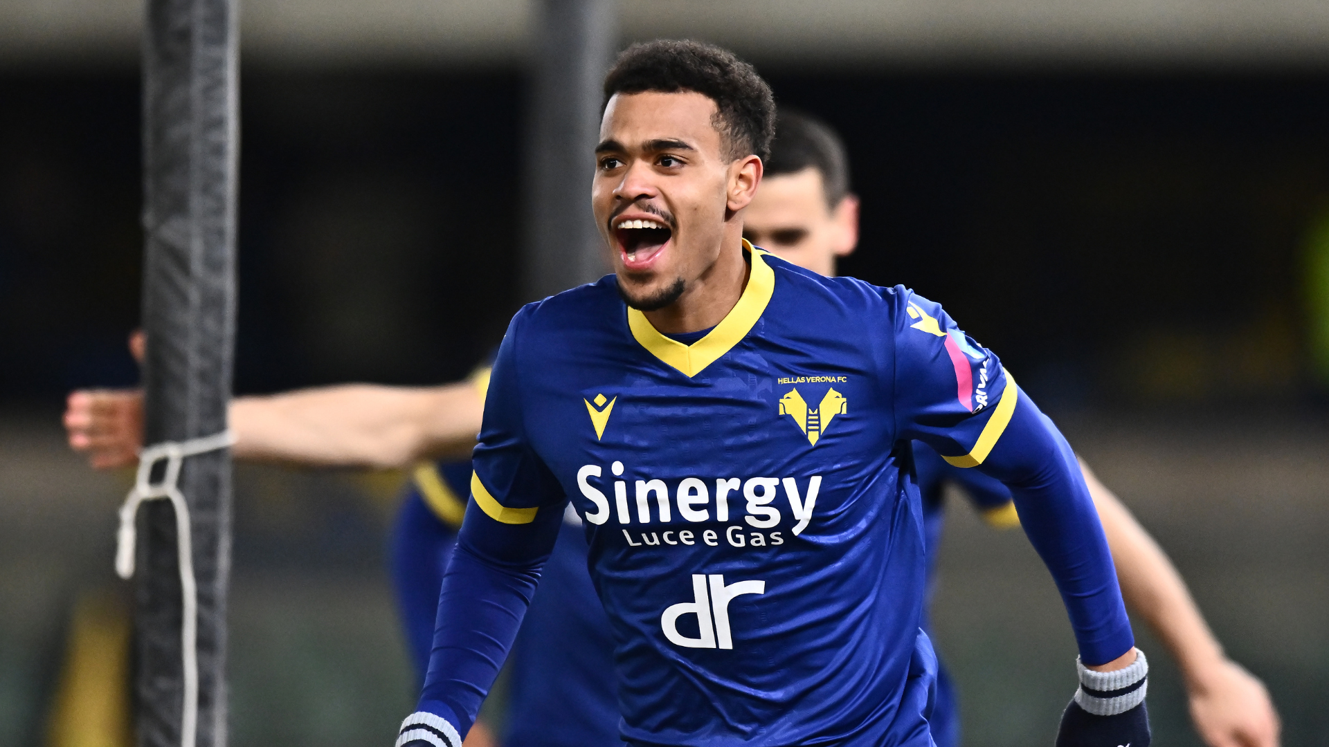 Ngonge attaccante del Verona