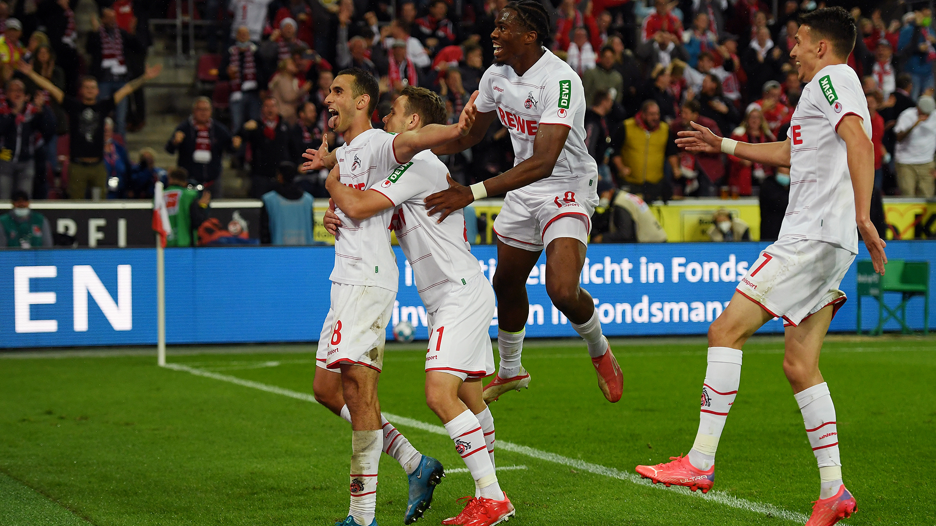 1. FC Köln Jubel 06102021