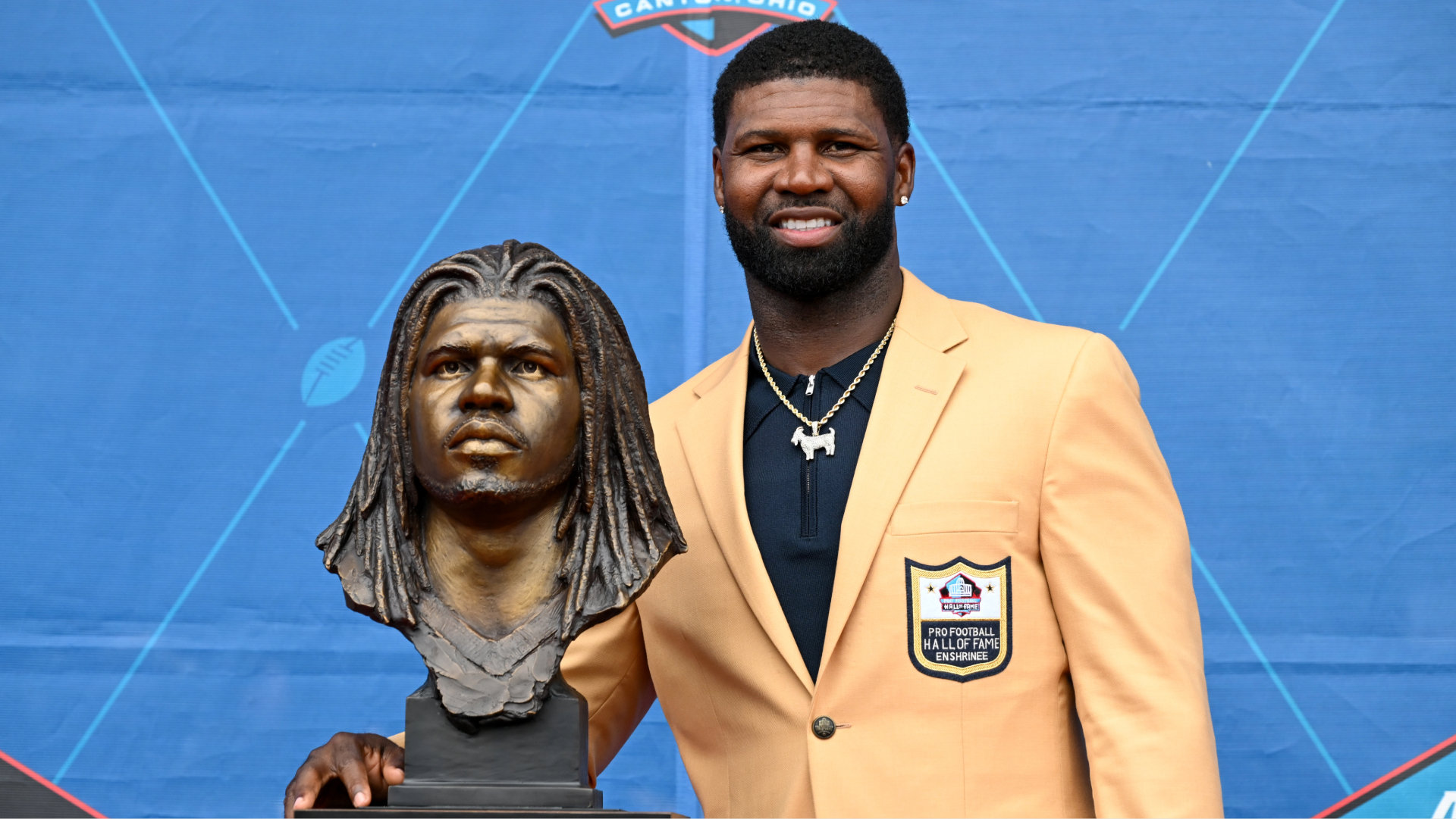 Devin Hester Bears HoF 16x9