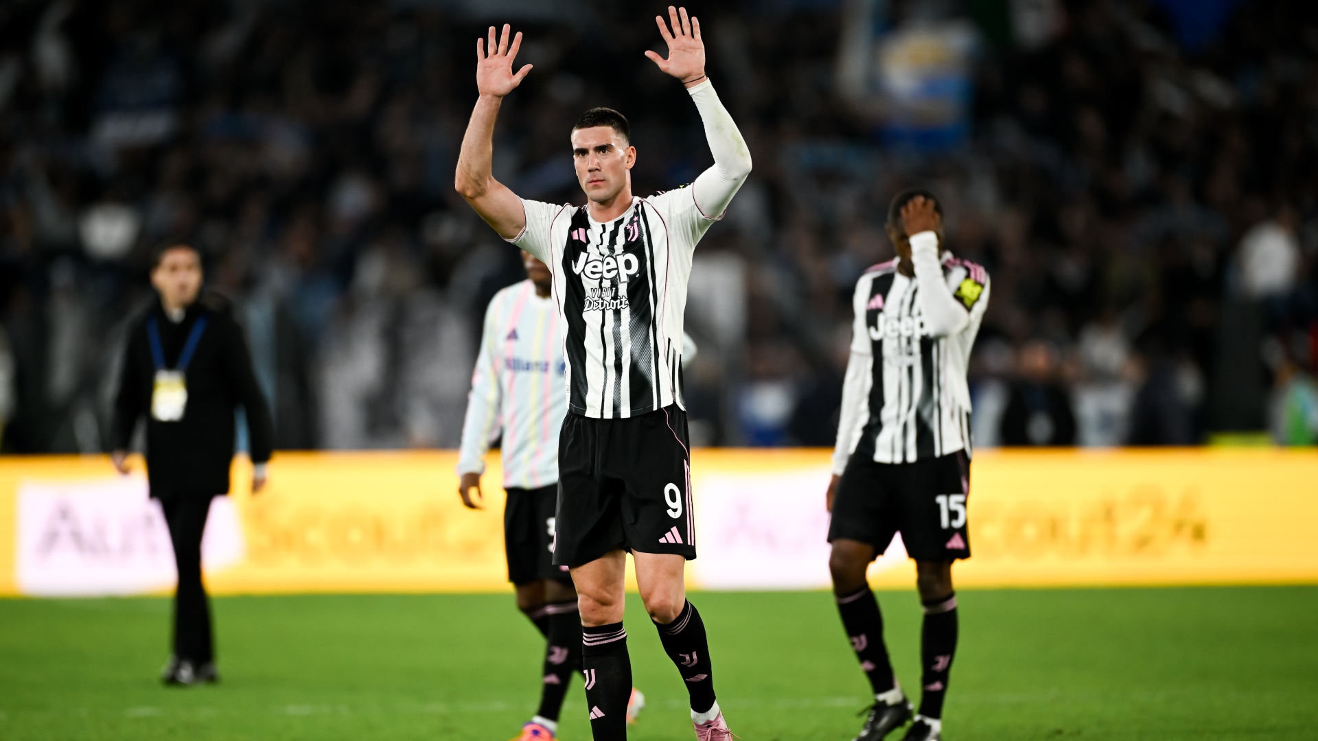 2025-10-26-juventus-dusan-vlahovic