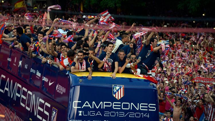 I giocatori dell'Atletico Madrid sfilano dopo la vittoria de LaLiga 2020/2021