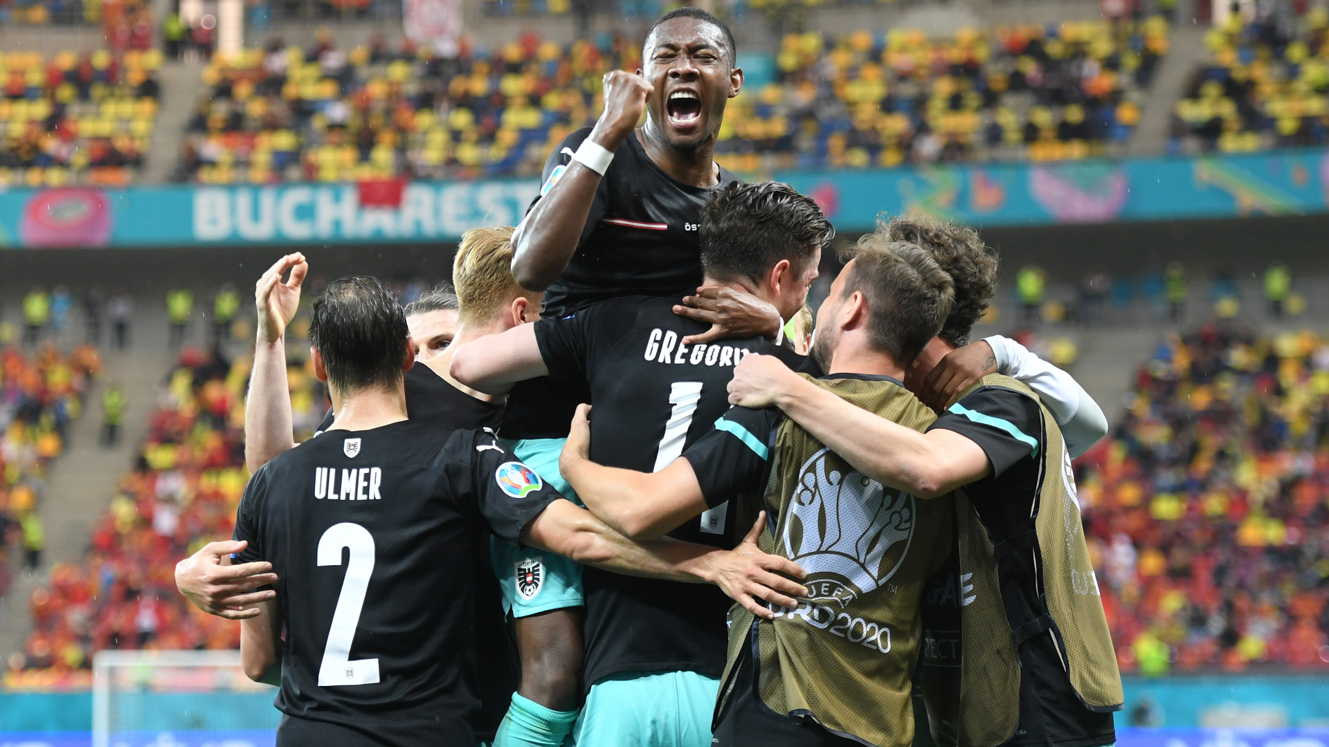ONLY GER EURO 2020 Österreich David Alaba Jubel Michael Gregoritsch vs. Nordmazedonien 13062021