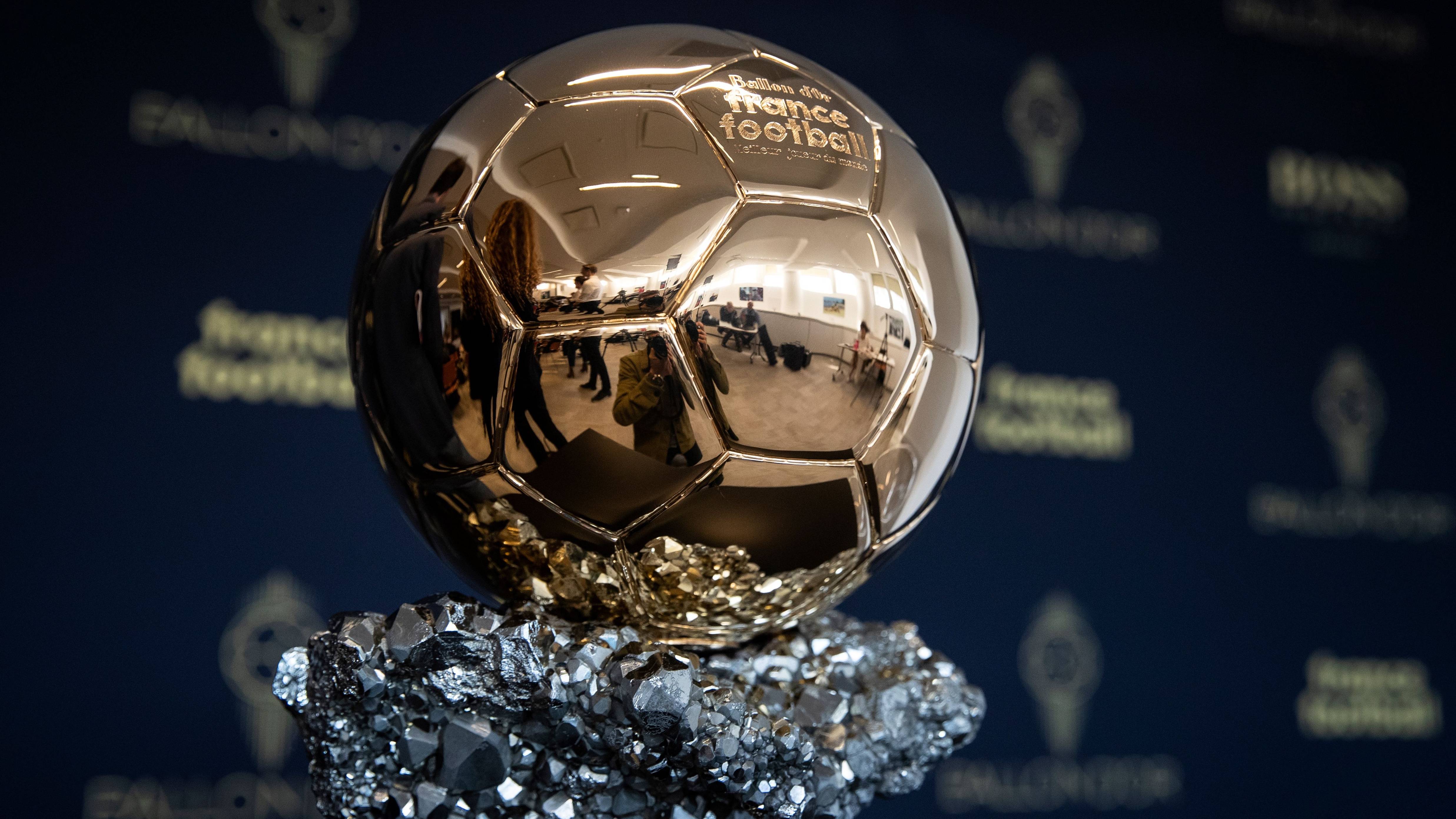 Ballon d'Or Trophäe Pokal