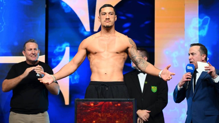 Is Opetaia still cruiserweight top dog amid Benavidez threat?
