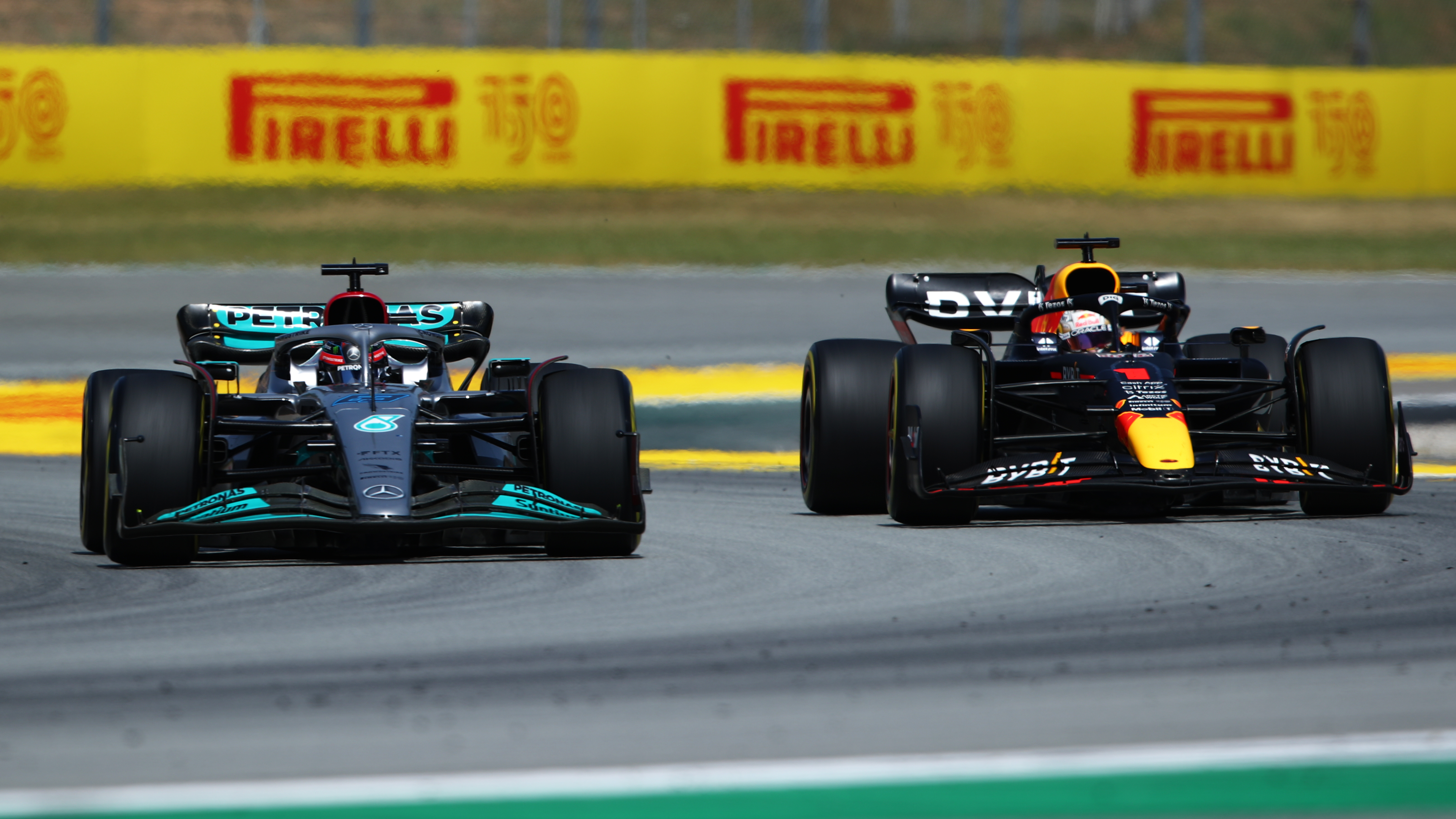 Max Verstappen, Red Bull, George Russell, Mercedes, GP España, F1
