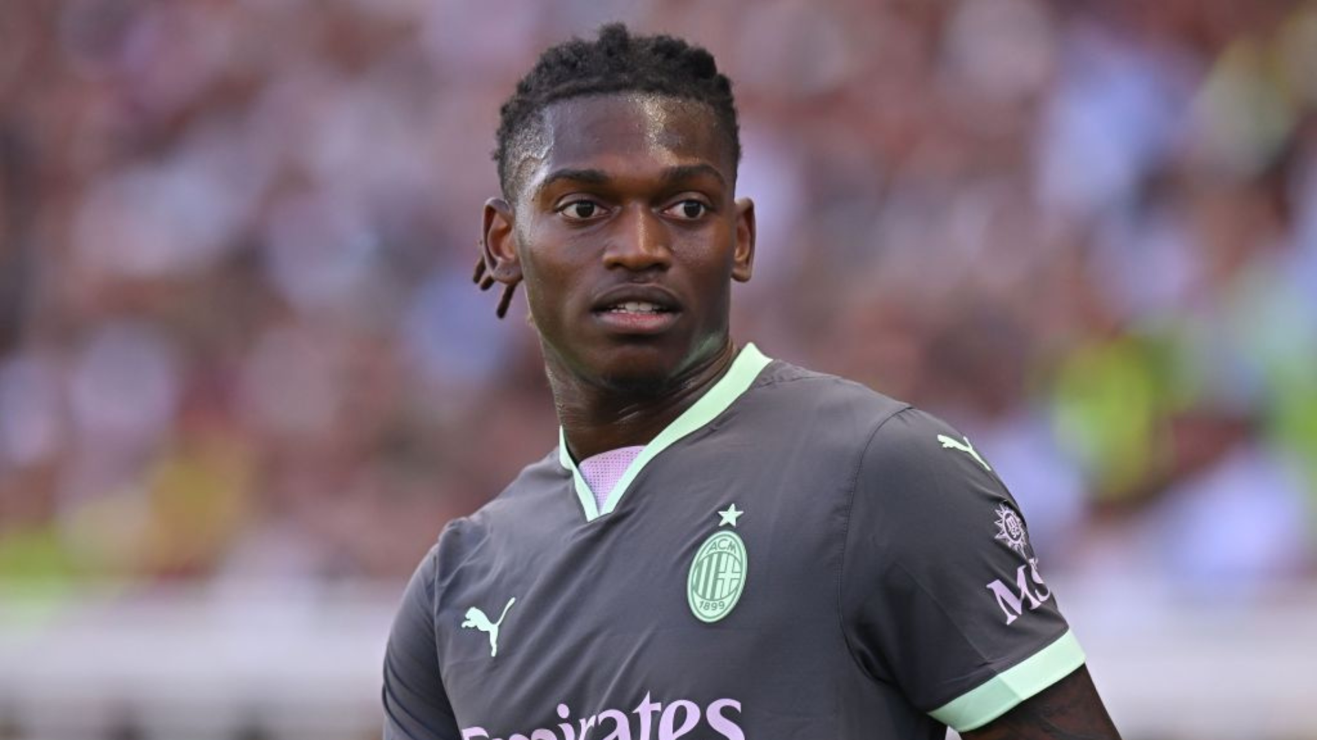 Rafa Leao terza maglia Milan 2024 25