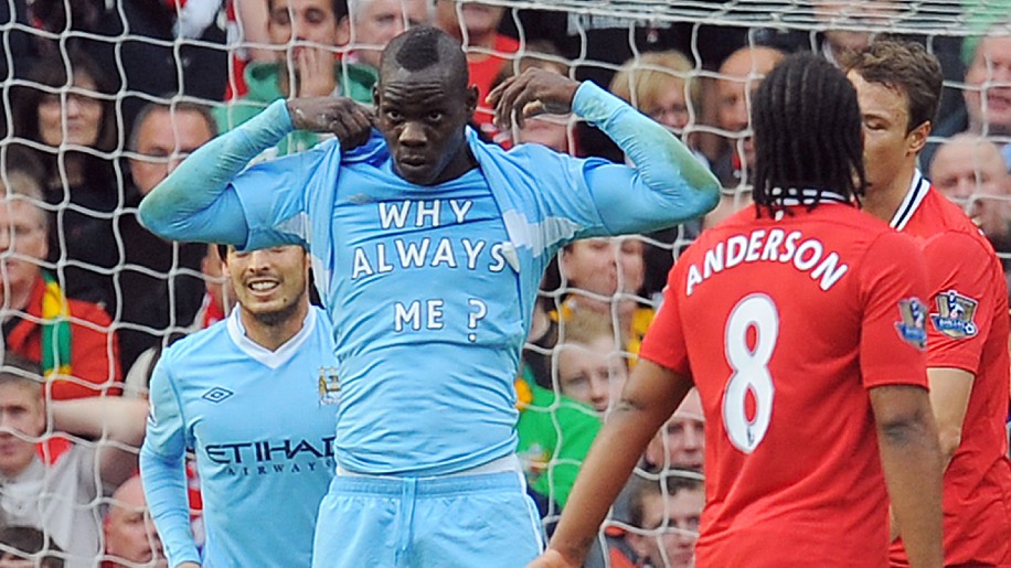 V2Balotelli_MancDerby2011