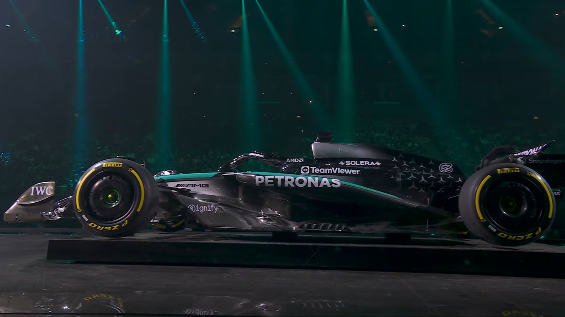 Mercedes W16