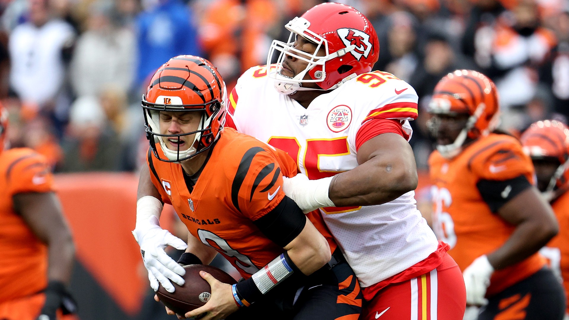 NFL Chris Jones Joe Burrow 03012022