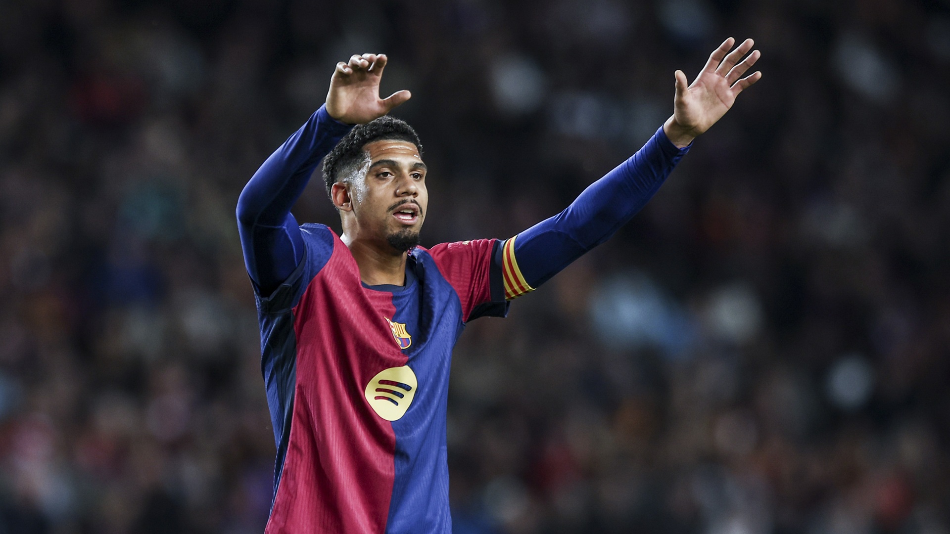 20250422_Barcelona_Ronald-Araujo