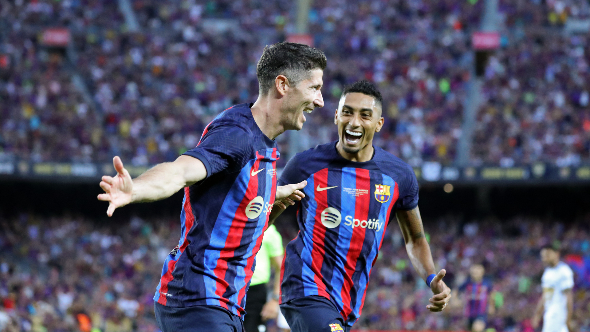 Robert Lewandowski, Rapinha, FC Barcelona