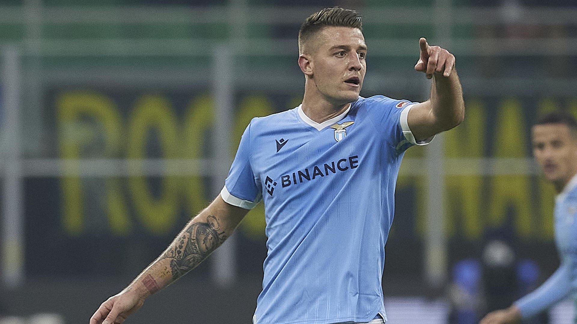 Milinkovic-Savic a centrocampo con la Lazio