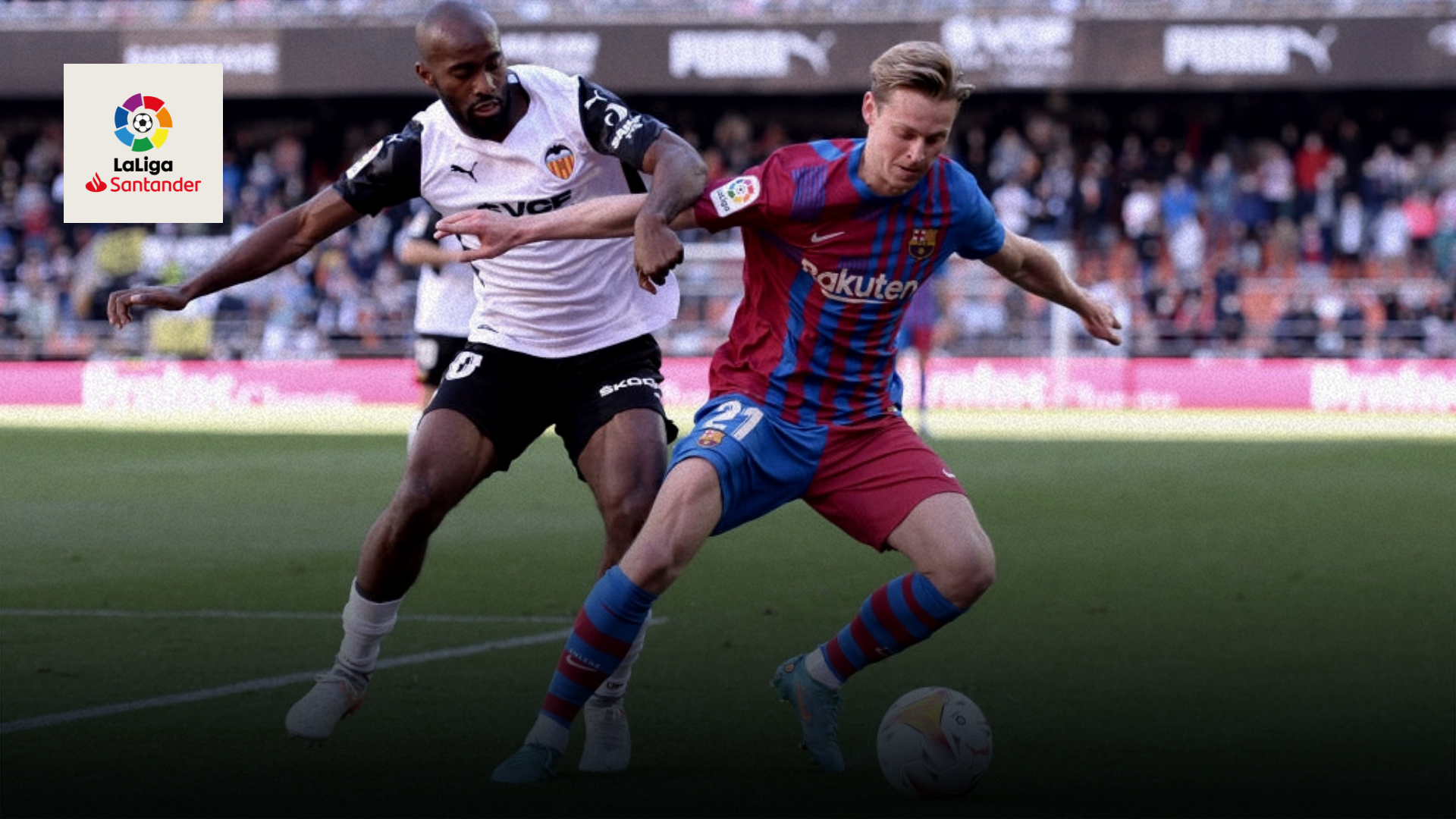 Frank de Jong del Barcellona in azione contro il Valencia