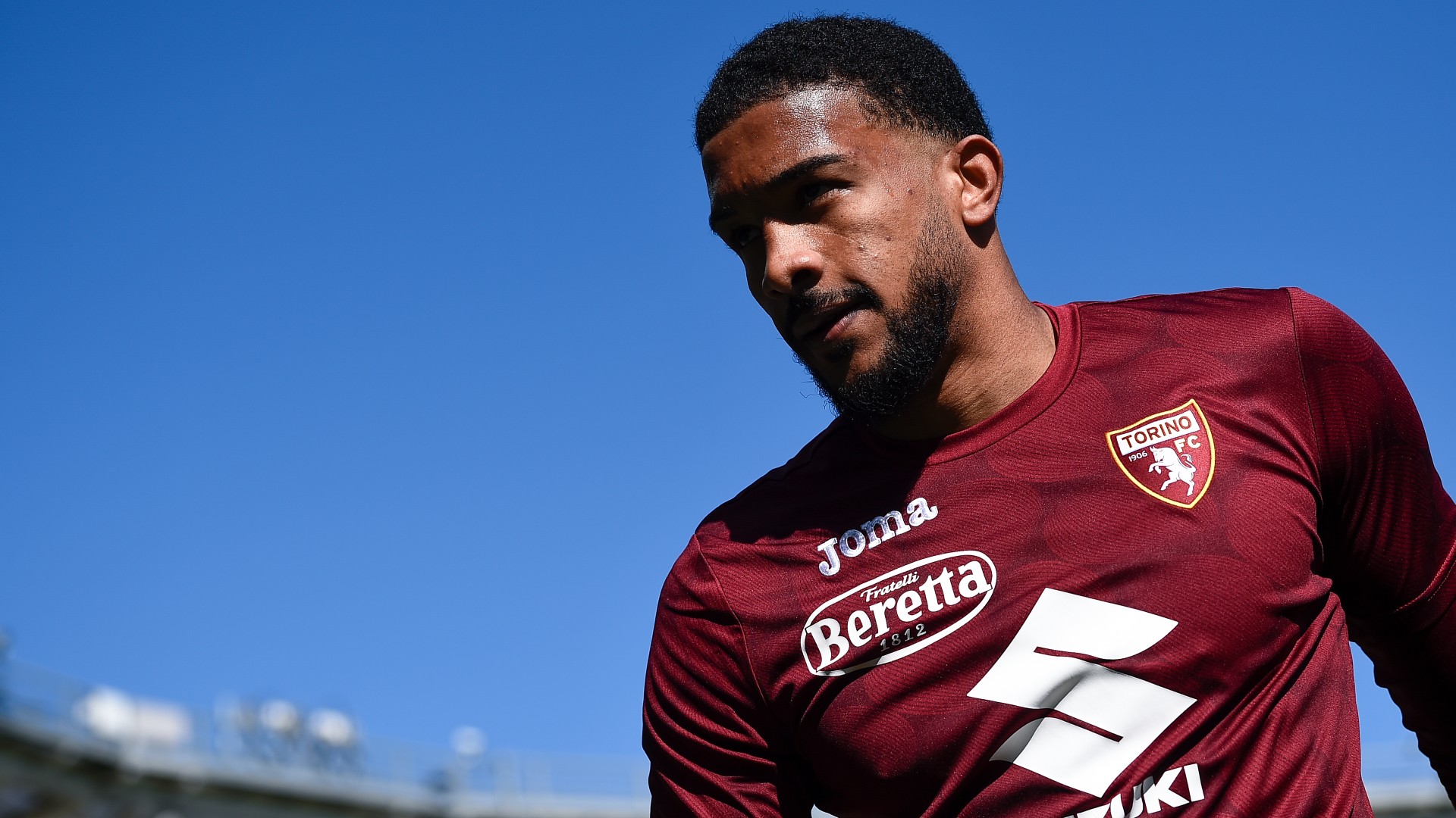 Bremer difensore del Torino attende il suo futuro