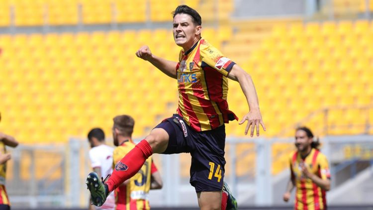 Esultanza di un giocatore del Lecce