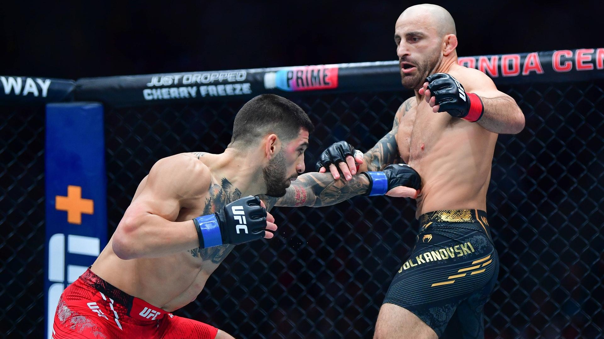 UFC 298 Volkanovski - Topuria 17022024