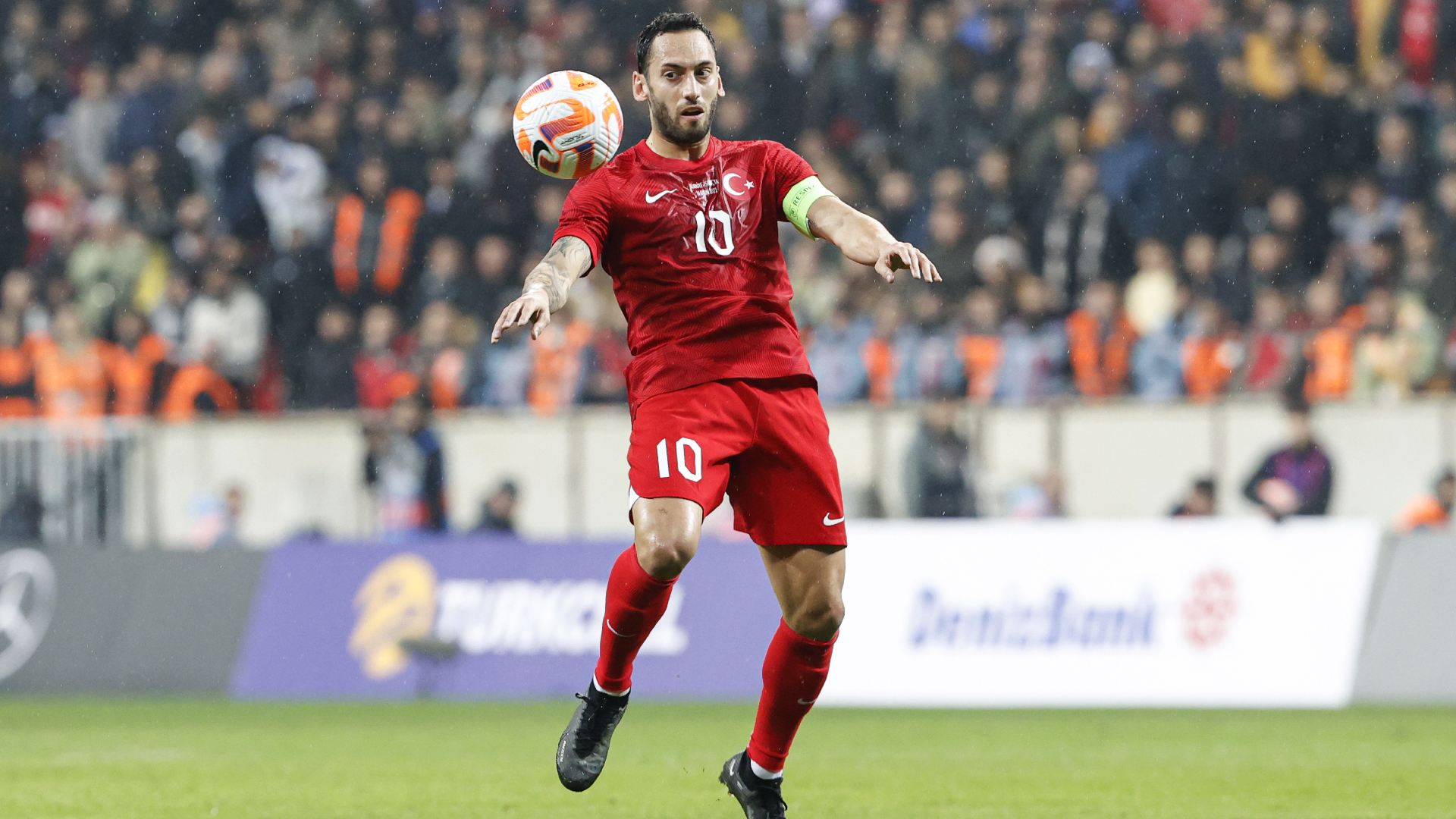 Hakan Calhanoglu Türkei 16112022