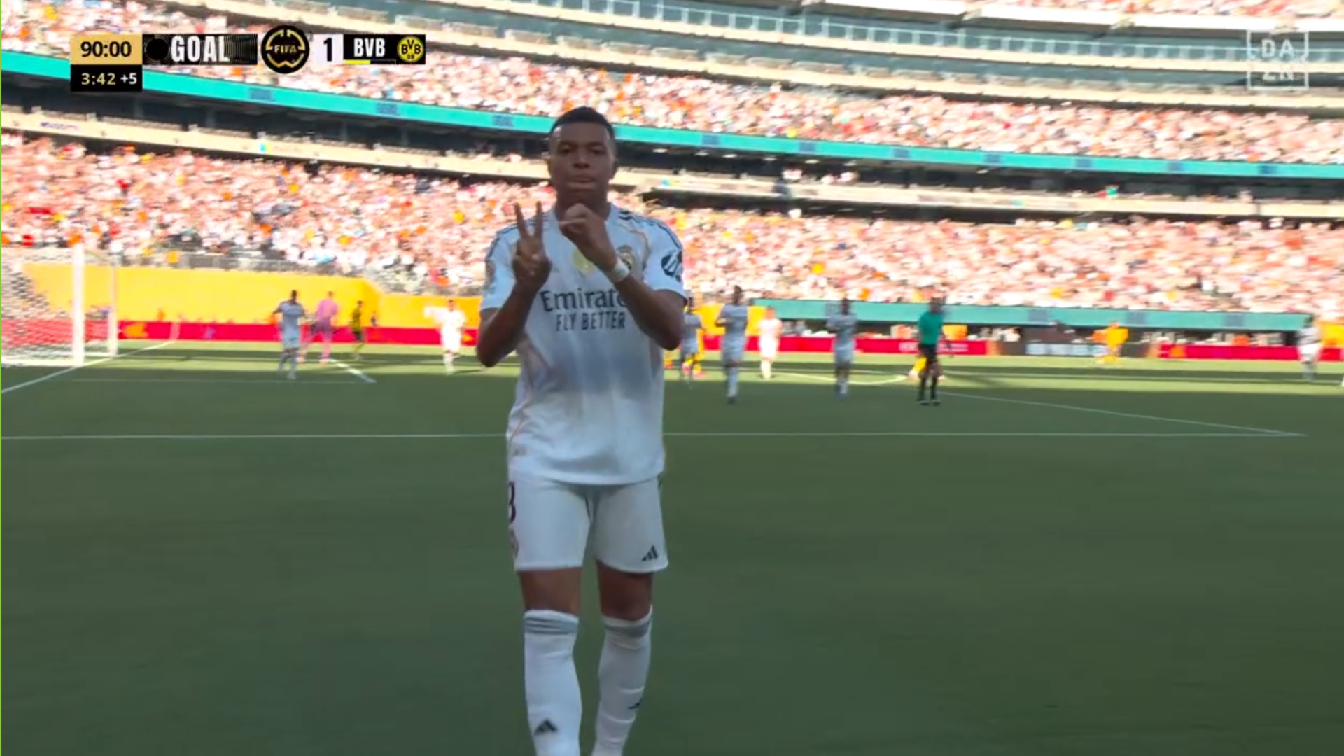 Mbappé celebra gol 2