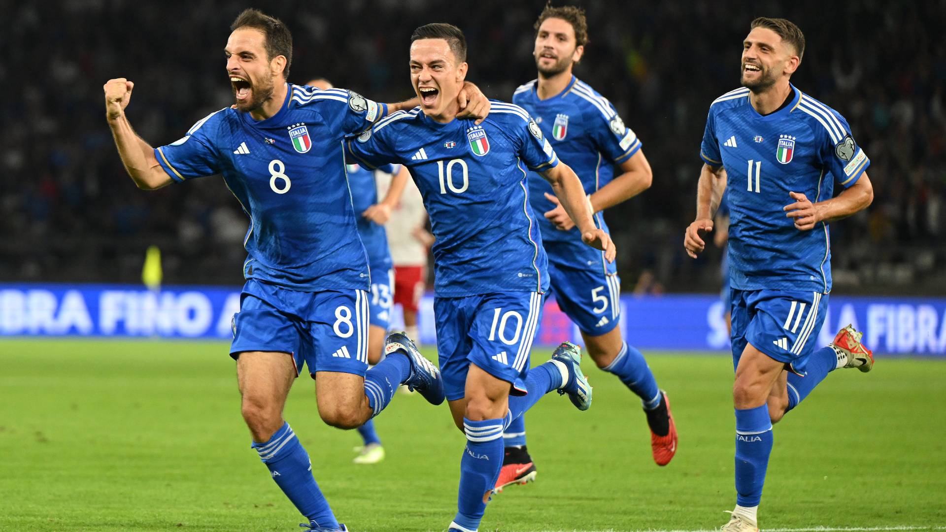 Italy football team celebrating_October2023