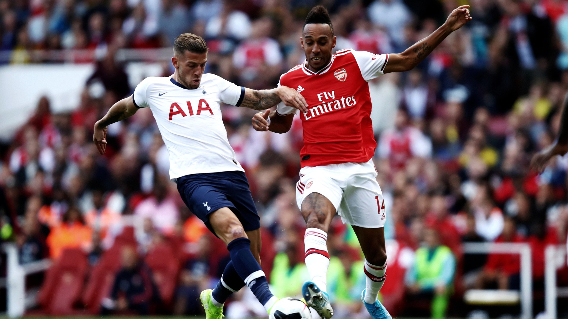 2019-09-01-tottenham-arsenal-alderweireld-aubameyang