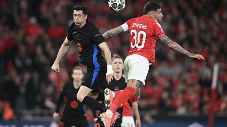 Otamendi vs Barcelona