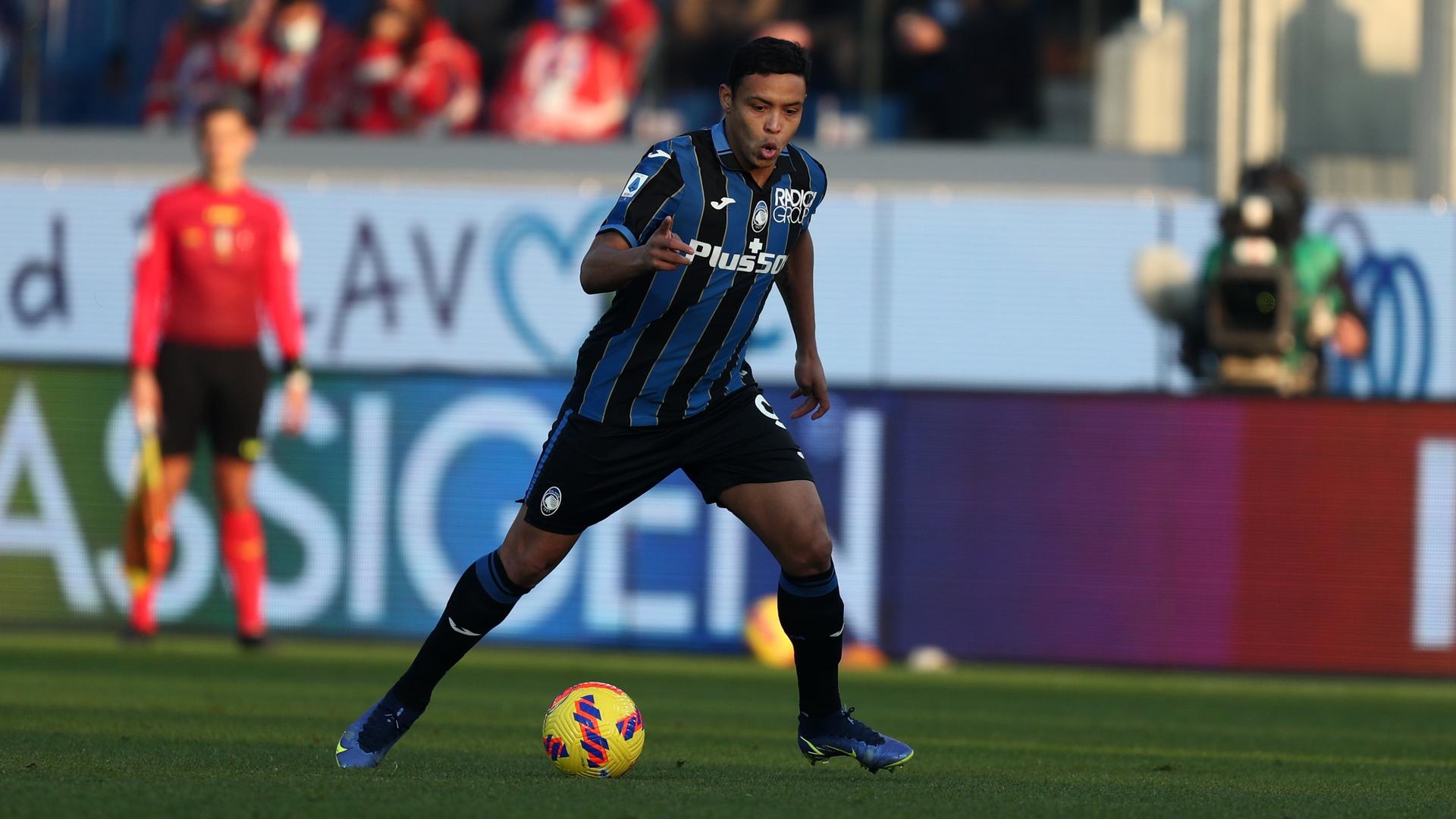 Luis Muriel attaccante dell'Atalanta in azione