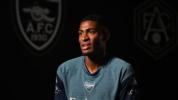 Cristian Mosquera, Arsenal, Premier League