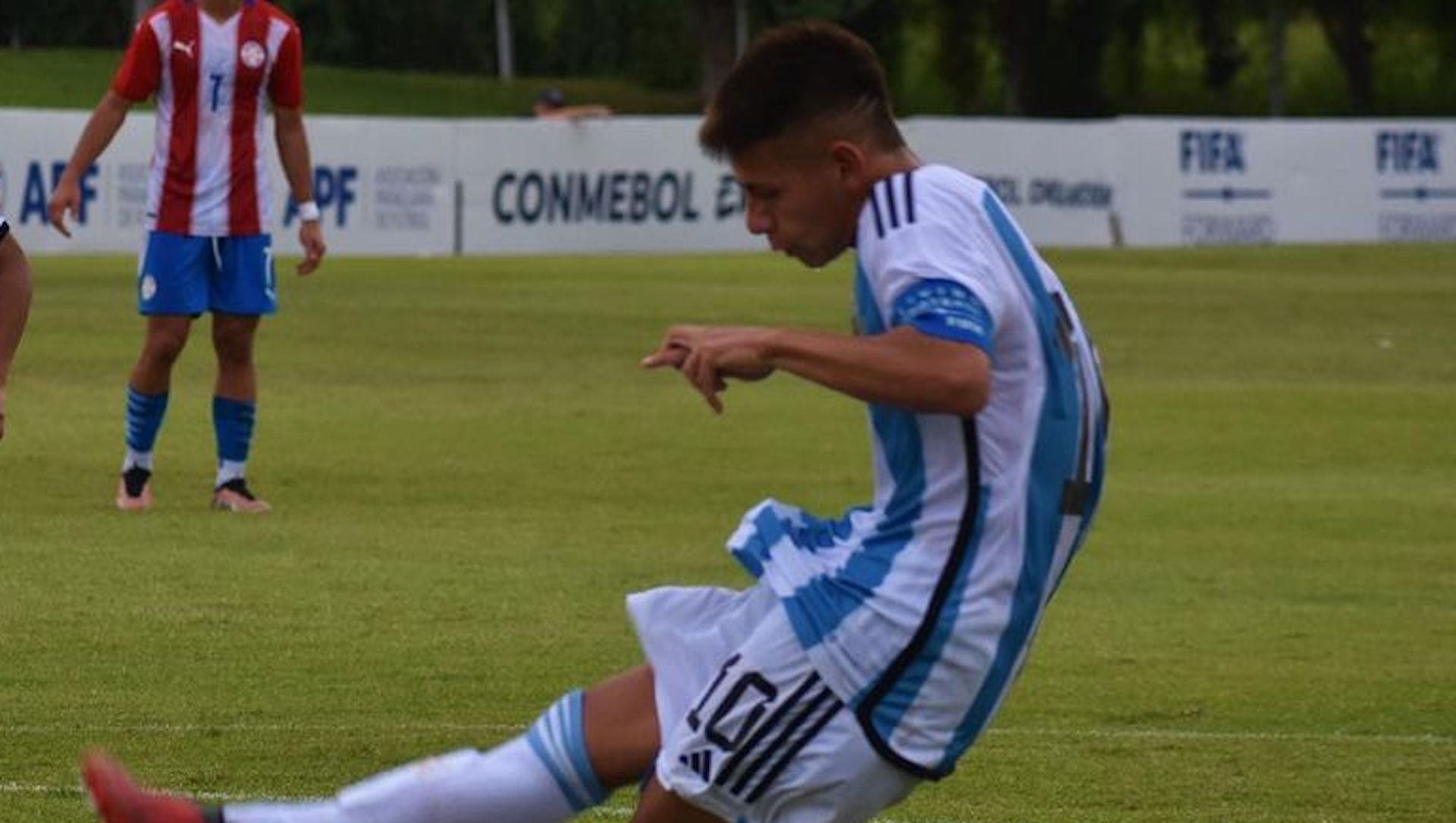 Claudio Echeverri, Argentina