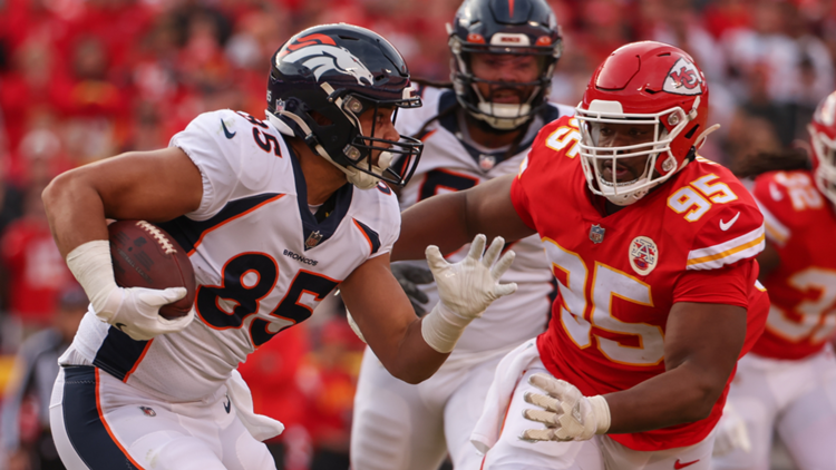 Albert Okwuegbunam Denver Broncos NFL