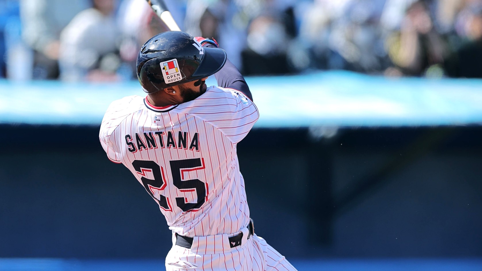 2025-03-14-npb-swallows-santana