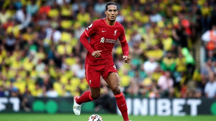 2021-08-22-liverpool-Van Dijk