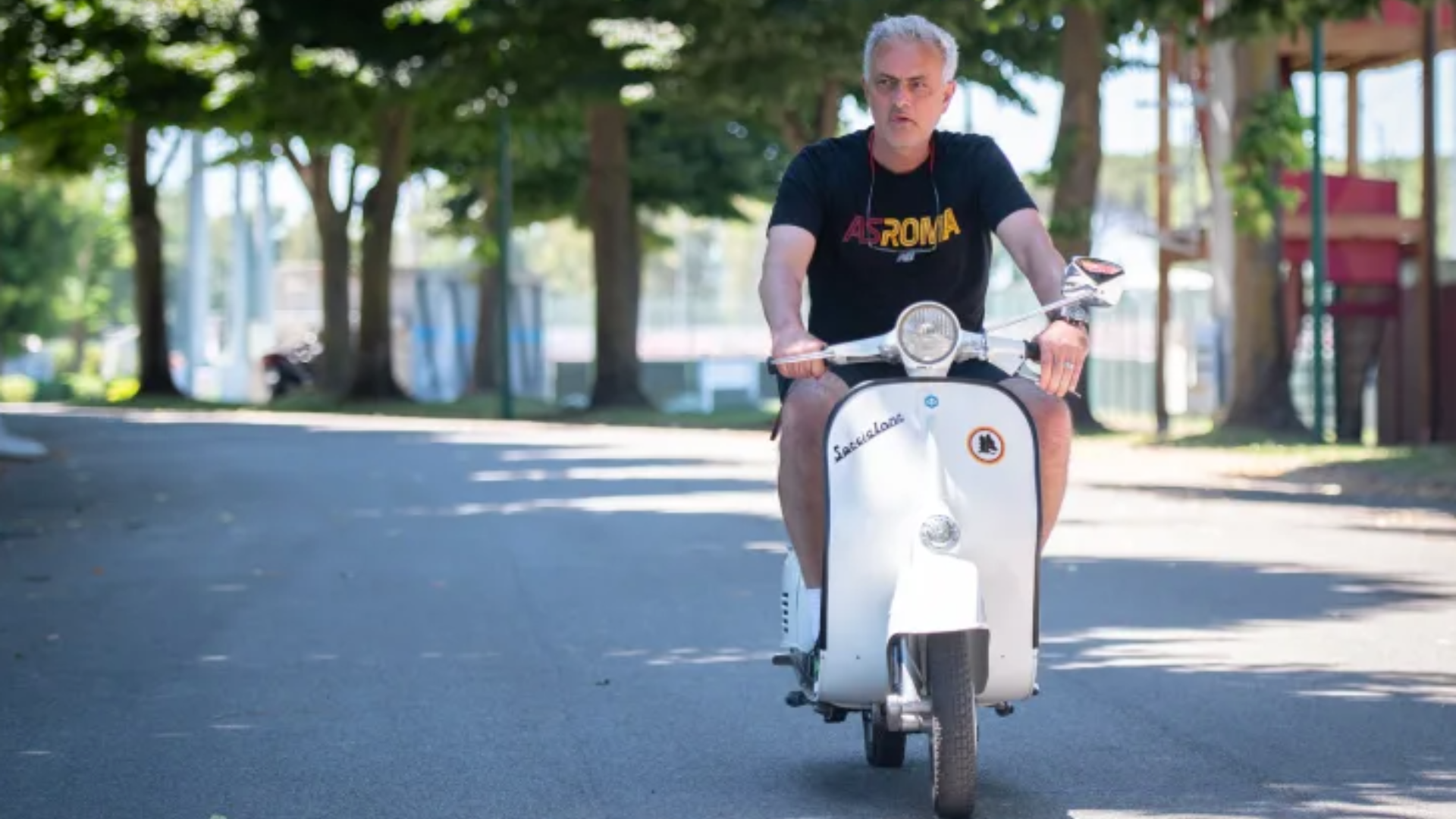 Mourinho Vespa Roma