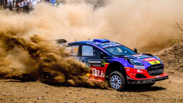 Martins Sesks Greece